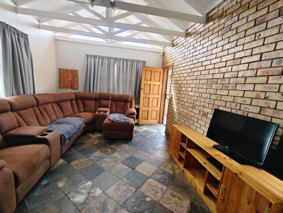 2 Bedroom Property for Sale in Pentagon Park Free State